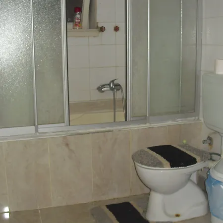 Avrasya Pansiyon-hostel 安塔利亚
