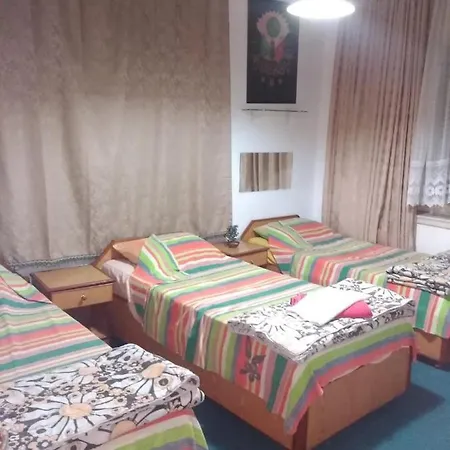 Avrasya Pansiyon-hostel 安塔利亚